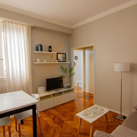 Calle 3 De Febrero, Departamento En Belgrano بوينس آيرس المظهر الخارجي الصورة