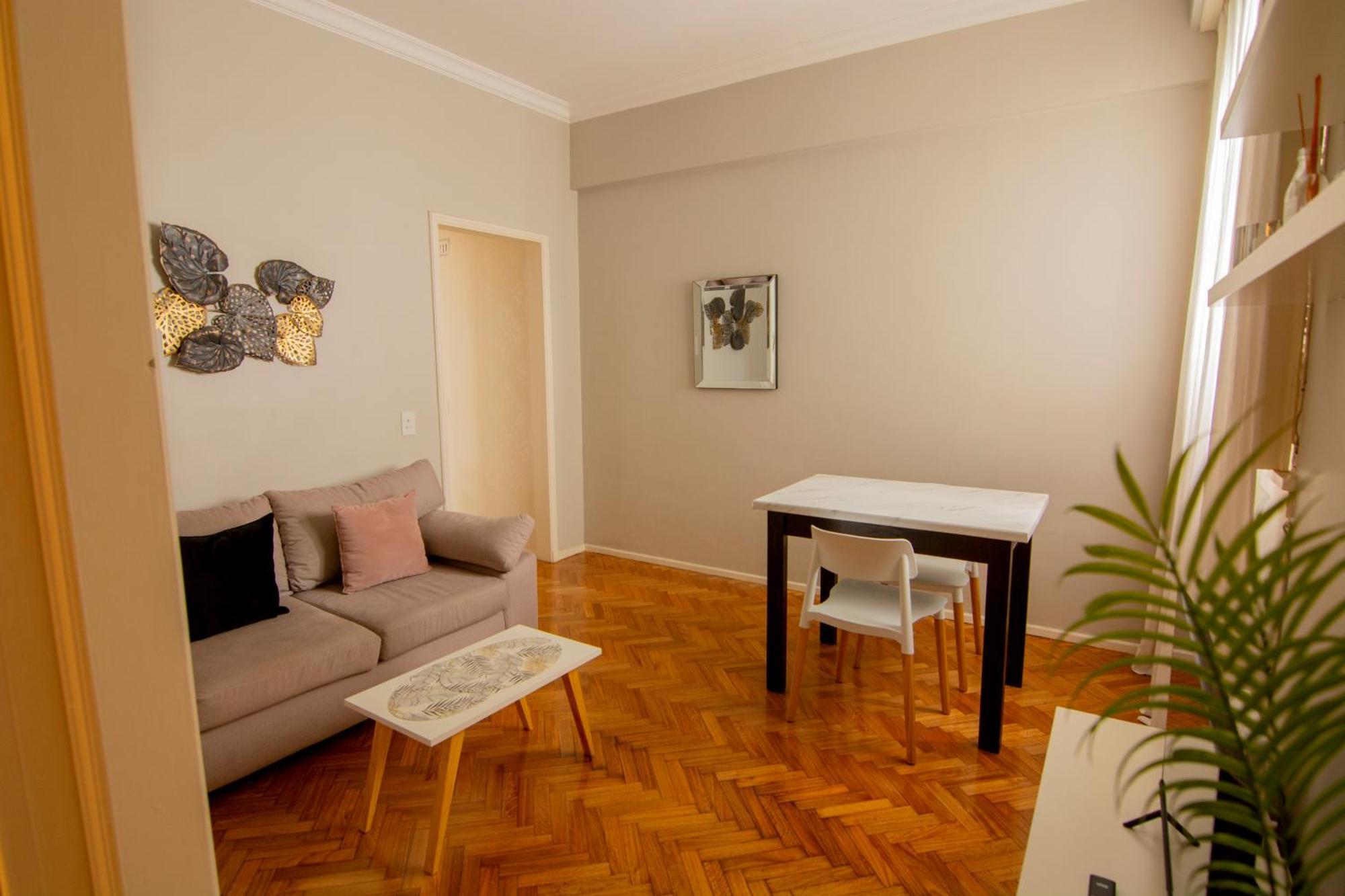 Calle 3 De Febrero, Departamento En Belgrano بوينس آيرس المظهر الخارجي الصورة